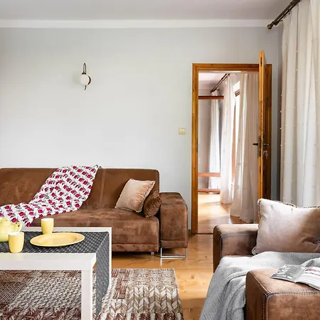 Marta Apartment *
